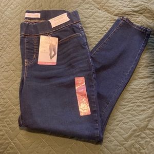 Pull on skinny jeans